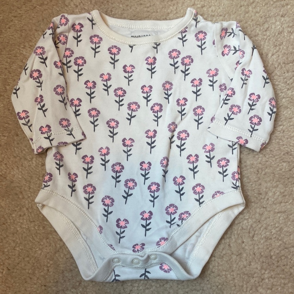 VGUC Gymboree Off-White Floral Onesie
